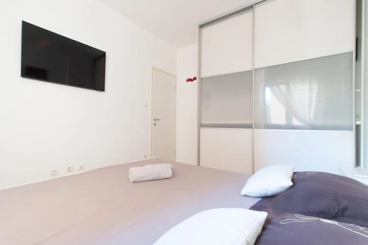 Sea Apartment With Free Parking Split Croatia