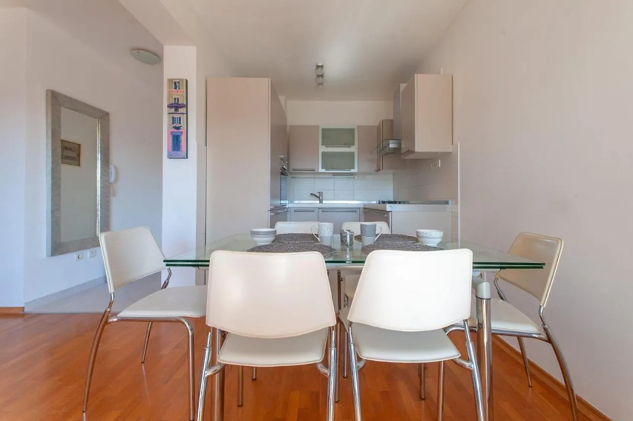Sea Apartment With Free Parking Split 0*,  Croatia