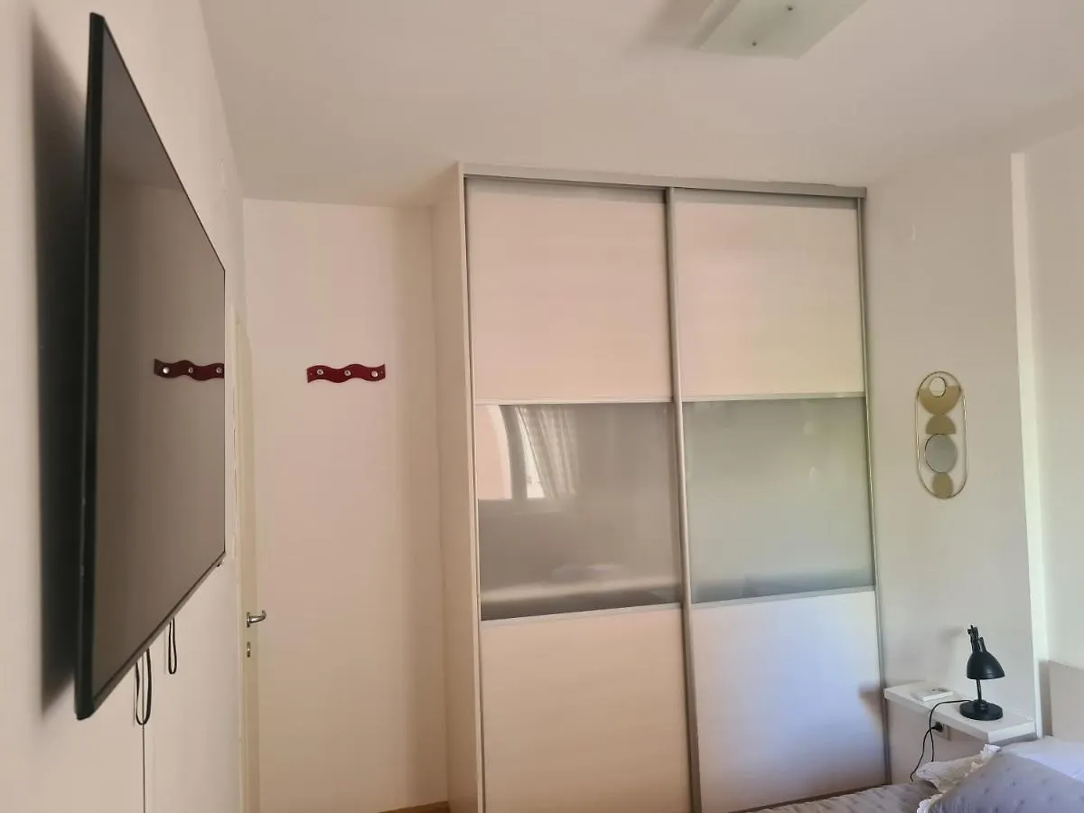 Sea Apartment With Free Parking Split