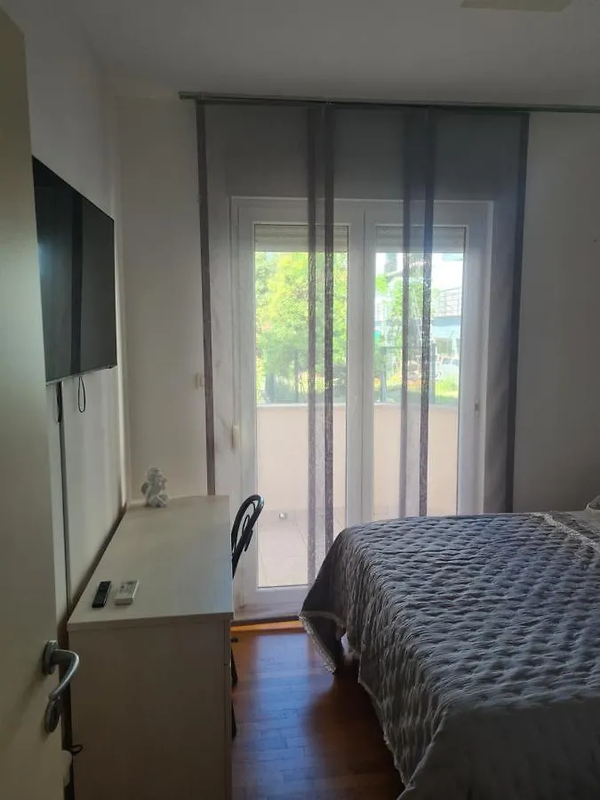 Sea Apartment With Free Parking Split Croatia