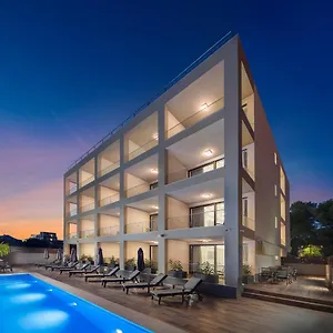 4* Hotel Ellure Luxury