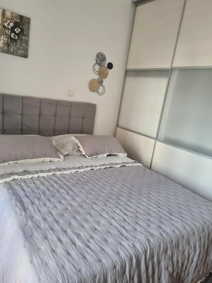 Sea Apartment With Free Parking سبليت